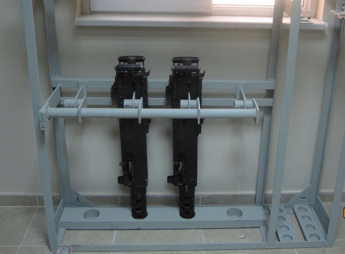 Heavy Machine Gun / M2 Weapon Rack